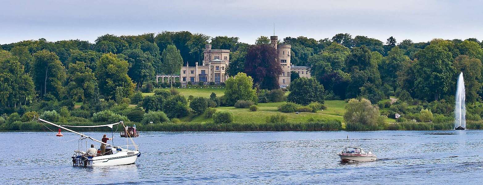 Blick auf den Babelsberger Park,
            
        
                Foto: TMB Tourismus-Marketing Brandenburg GmbH/Yorck Maecke