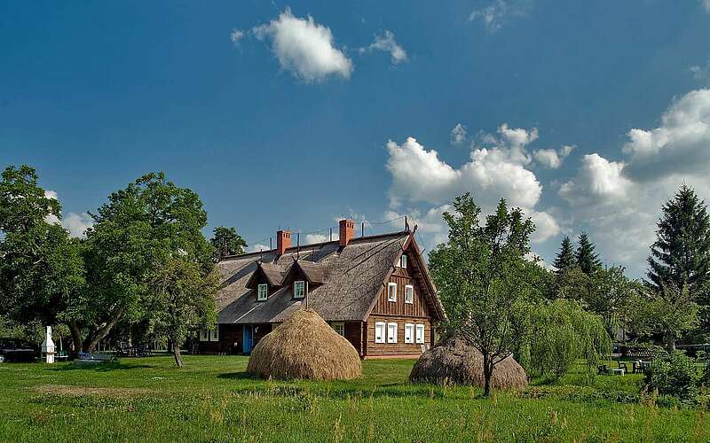 



    
        
                Traditionelles Holzhaus im Spreewald,
            
        
                Foto: TMB Tourismus-Marketing Brandenburg GmbH/Thomas Klaeber
            
    
