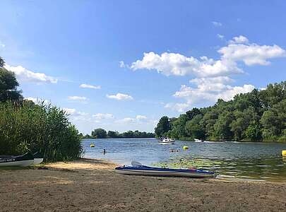 Am Havel-Badestrand von Bahnitz