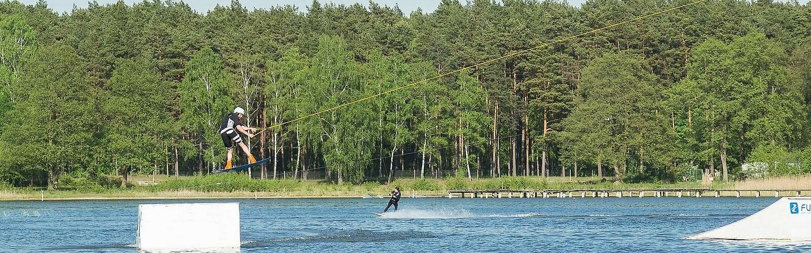 Wakeboarding im Wakepark Petersdorf,
            
        
                Foto: TMB Tourismus-Marketing Brandenburg GmbH/Steffen Lehmann