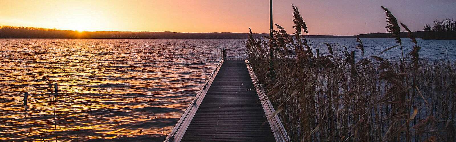 Sonnenaufgang am Scharmützelsee,
            
        
                Foto: TMB Tourismus-Marketing Brandenburg GmbH/Inka Chall
