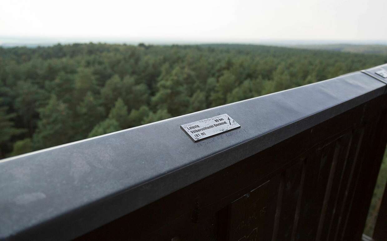 Bei gutem Wetter kann man bis nach Leipzig schauen.