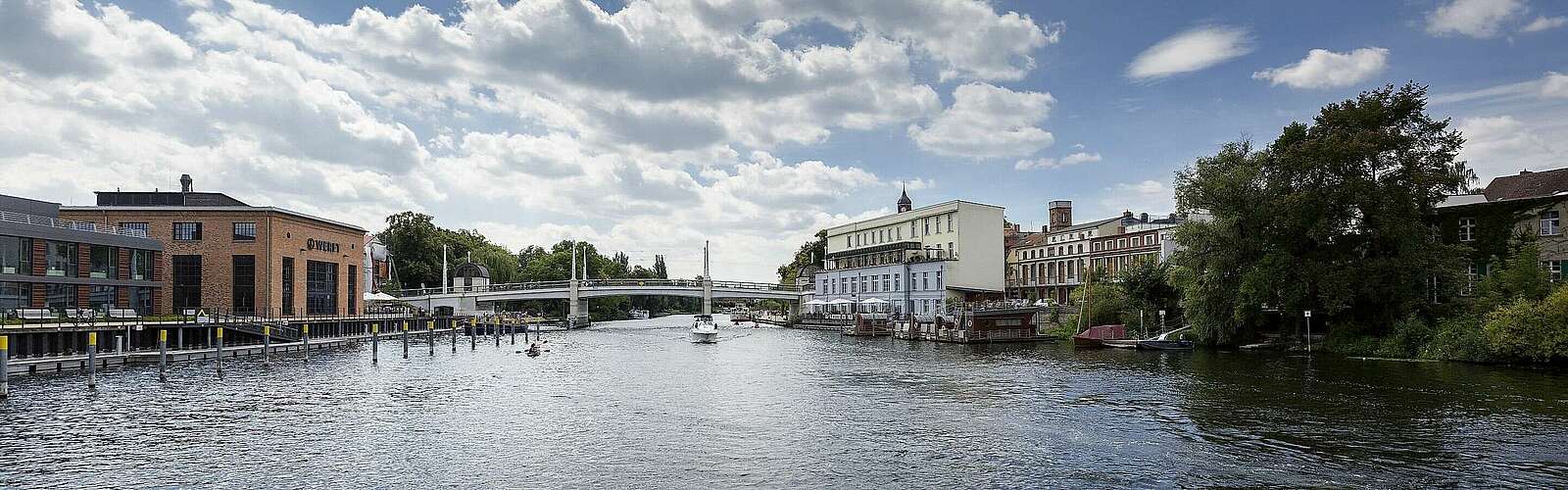 Blick auf die Jahrtausendbrücke,
            
        
                Foto: TMB Tourismus-Marketing Brandenburg GmbH/Steffen Lehmann