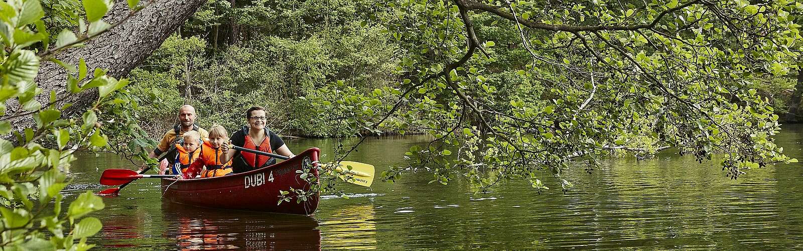 Paddler auf den Dahme-Heideseen,
            
        
                Foto: TMB Tourismus-Marketing Brandenburg GmbH/Michael Handelmann