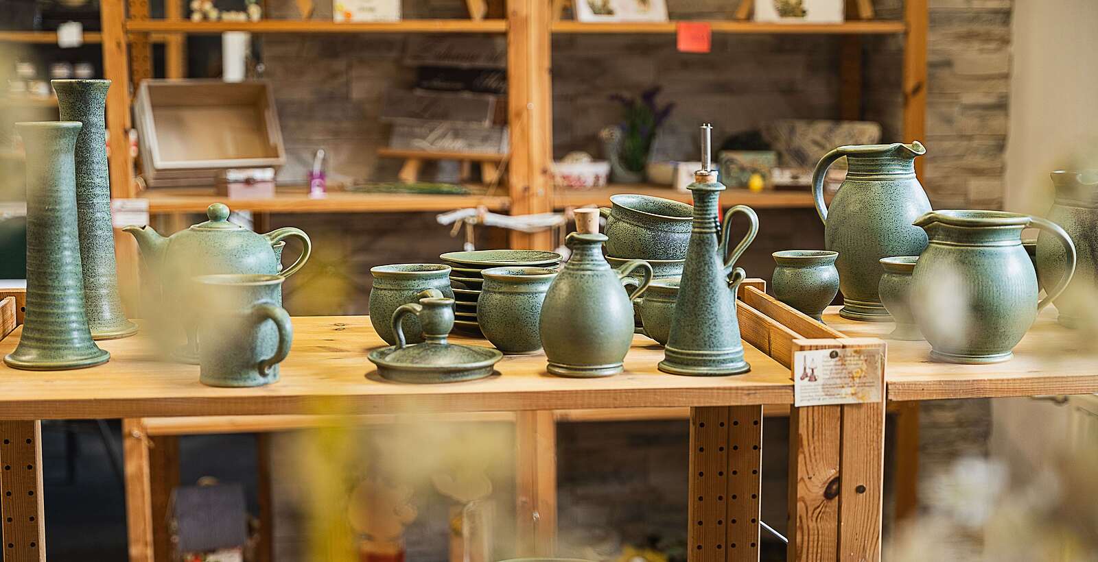 Töpferwaren im Handwerkerhof Görzke
