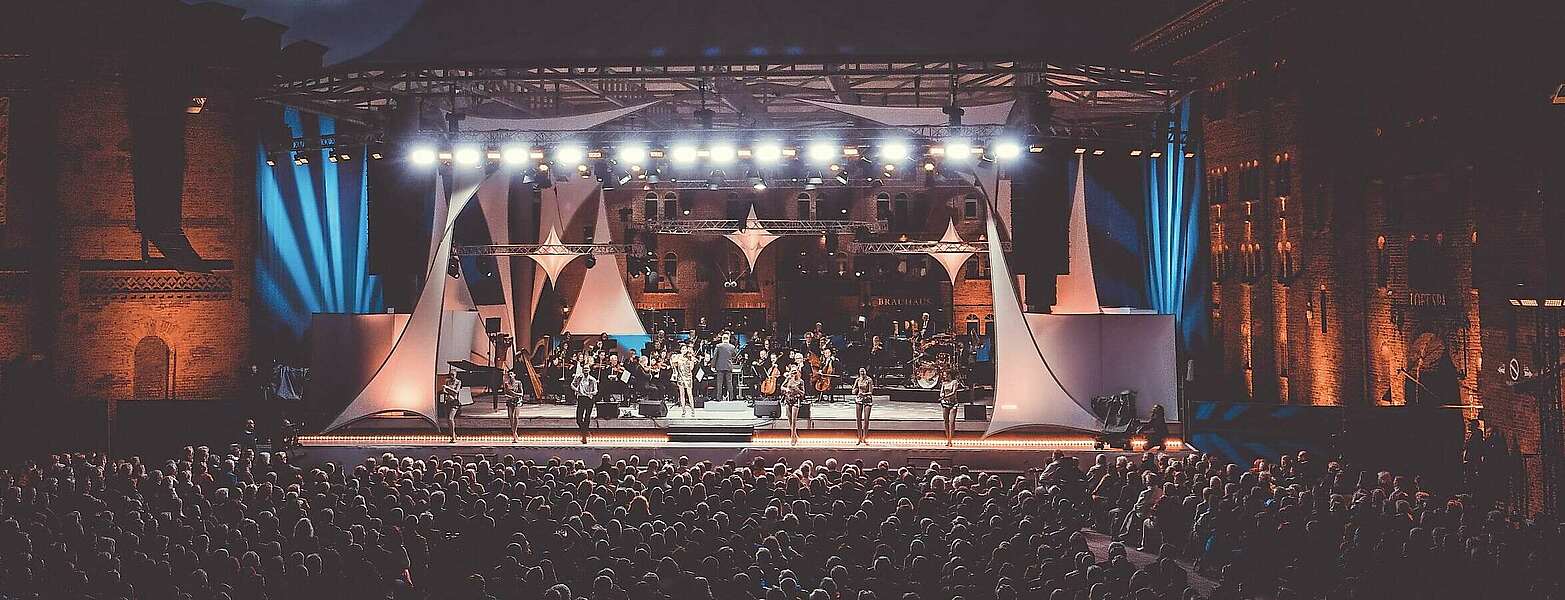 Elblandfestspiele Wittenberge bei Nacht,
            
        
                Foto: prignitzliebe/Anja Möller