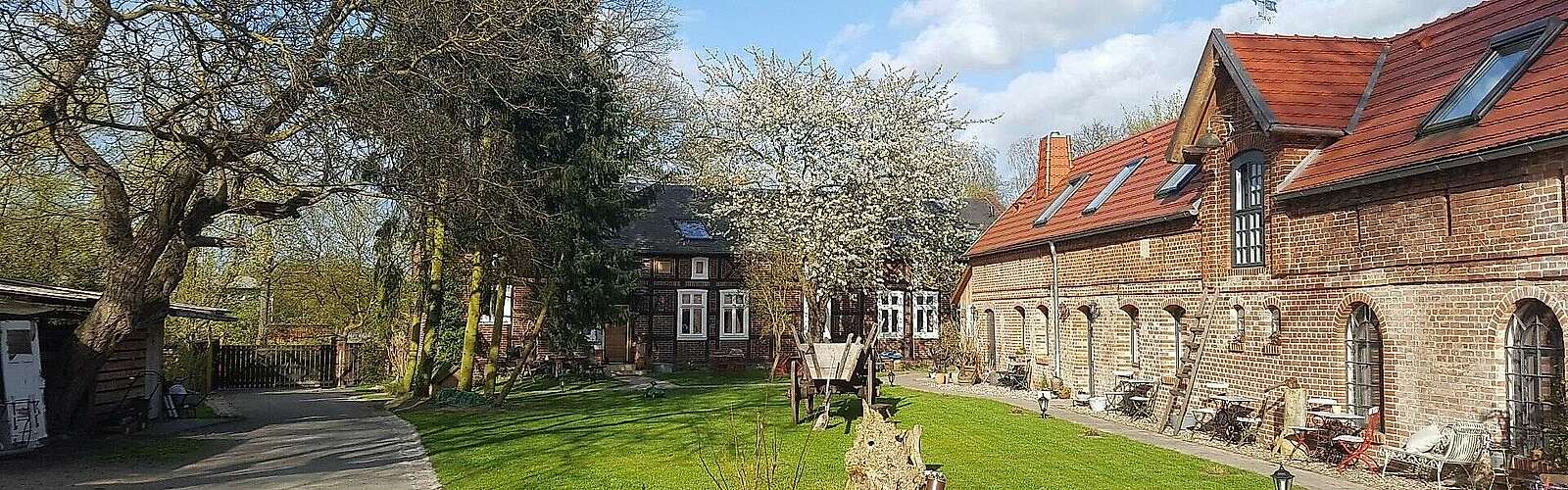 Deichhof Garsedow,
            
        
                Foto: Deichhof Garsedow/Kein Urheber bekannt
