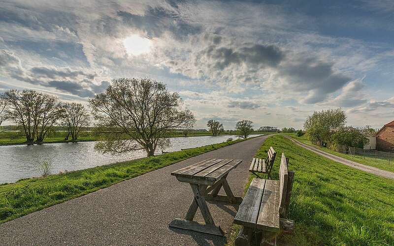



    
        
                Elbe bei Rühstädt,
            
        
                Foto: TMB Tourismus-Marketing Brandenburg GmbH/Steffen Lehmann
            
    
