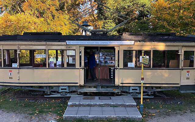 Infozentrum im Staßenbahnwagen