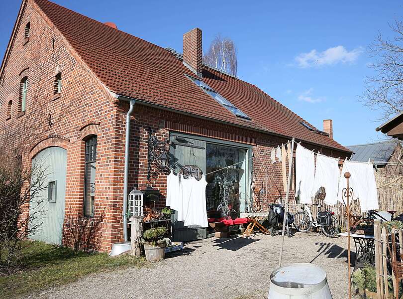Außenansicht des alten Waschhauses in Ribbeck