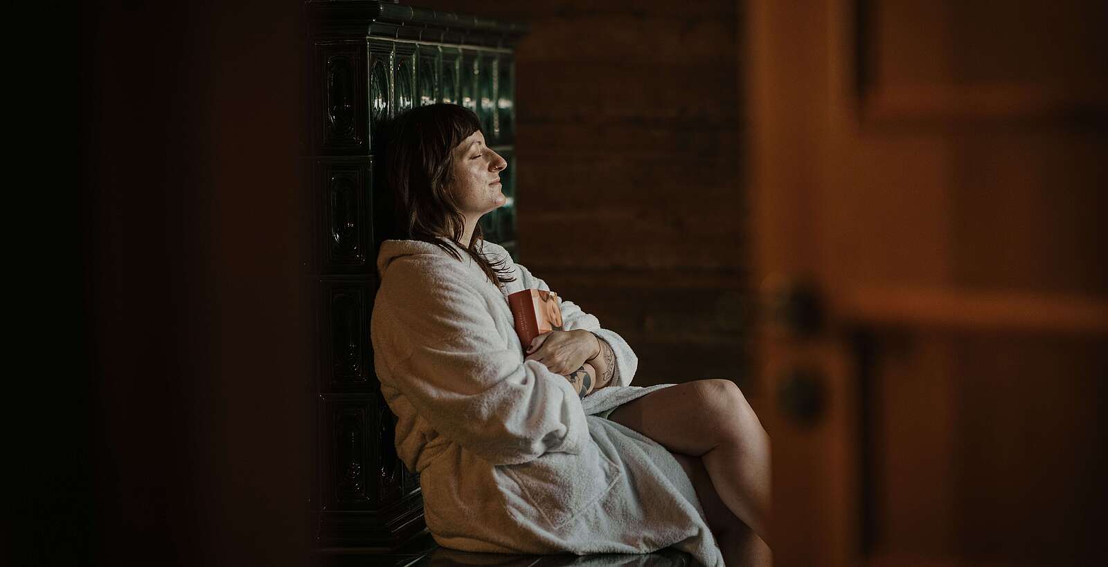 Frau in der Sauna