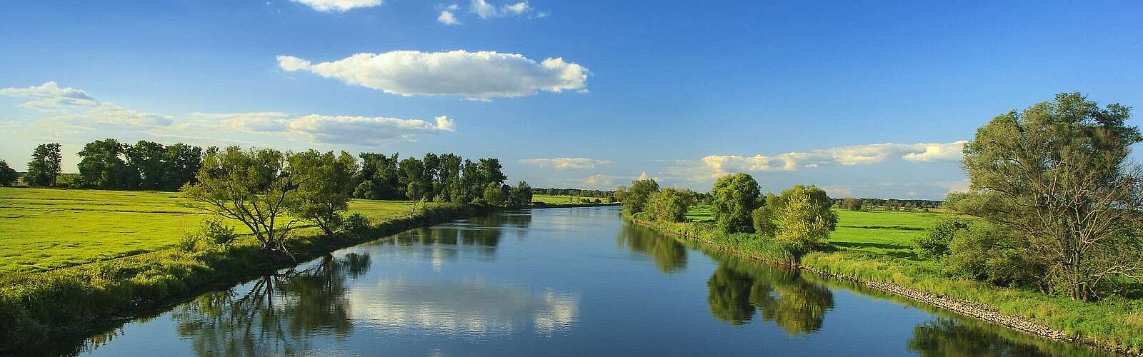 Havel bei Strodehne,
            
        
                Foto: TMB Tourismus-Marketing Brandenburg GmbH/Rainer Weisflog