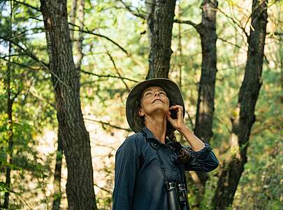 Frauke Bennett im Wald
