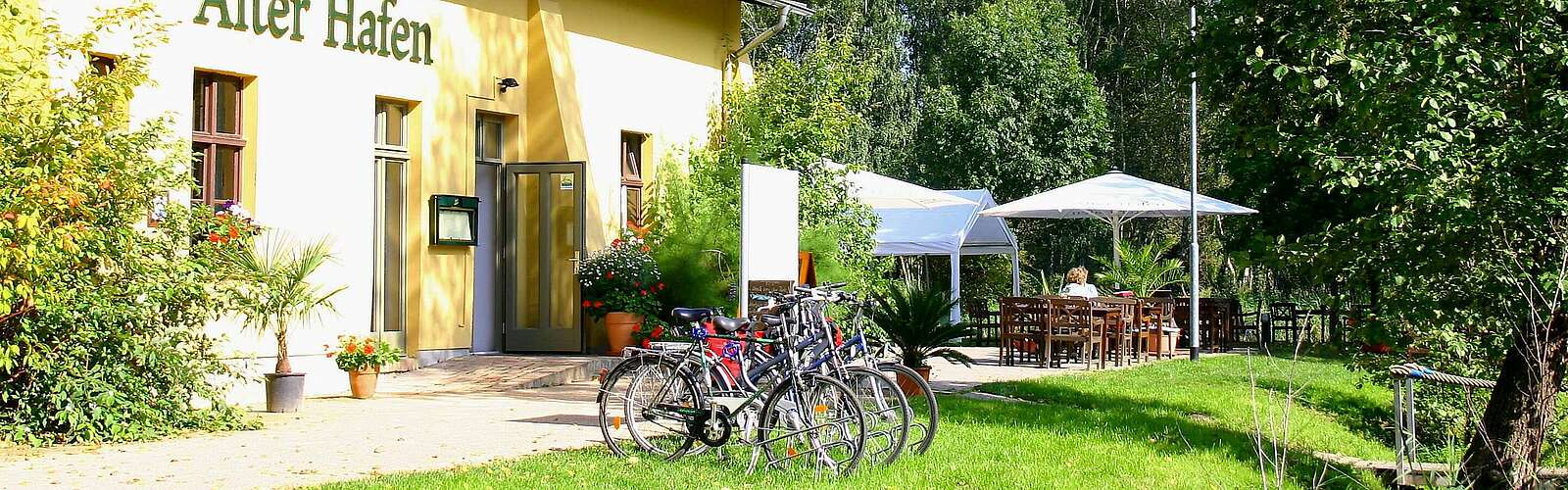 Gasthaus &amp; Pension Alter Hafen am Havel-Radweg,
            
        
                Foto: Tourismusverband Ruppiner Seenland e.V./Madlen Wetzel