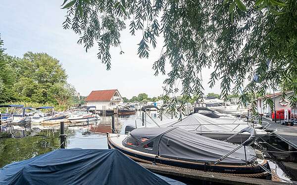 Marina am Tiefen See