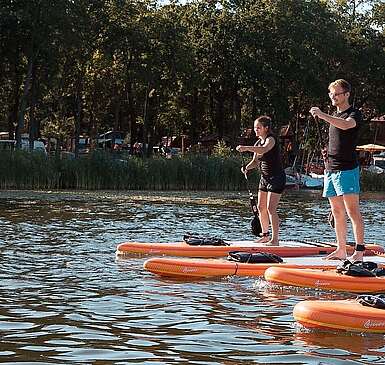 Mit SUP-Boards auf dem Templiner See