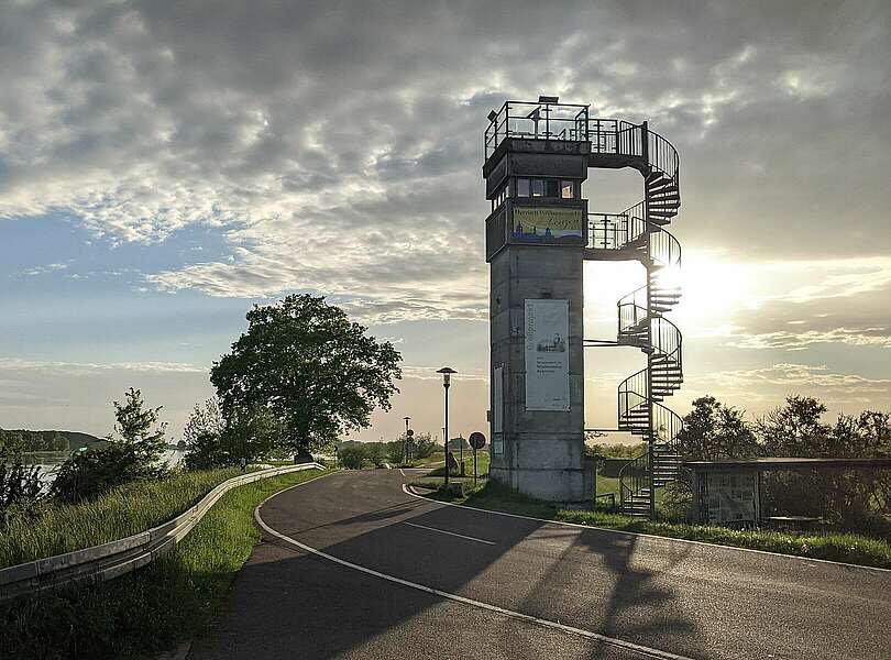 Grenzturm an der Elbe