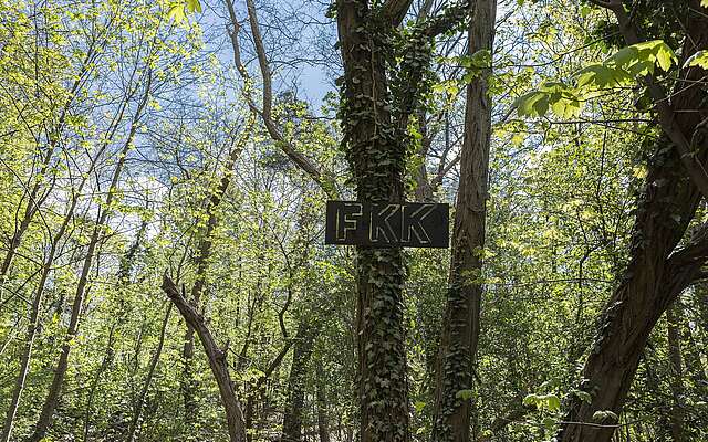 Schild am 66-Seen-Weg bei Woltersdorf