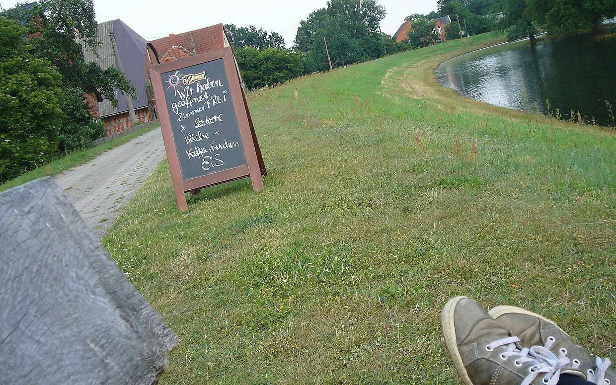 Am Elberadweg kommt kein Hungerast. Dafür gibt es zu viele kleine Restaurants und Cafés entlang der Strecke.