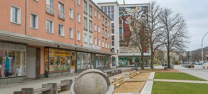 Von der Iron Hut City ins Himmlische Theater