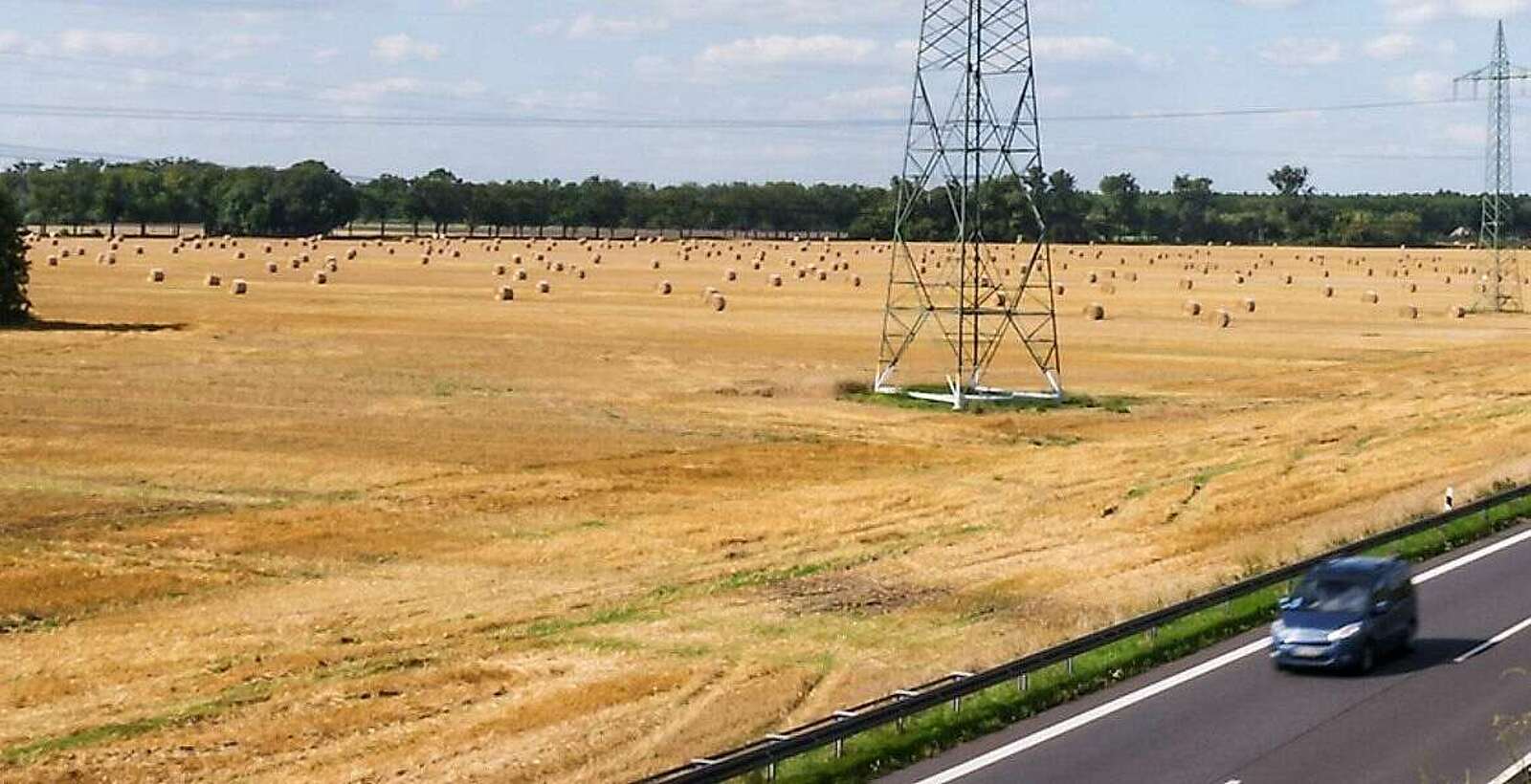 Autobahn,
            
        
                Foto: Adobe Inc./sp4764