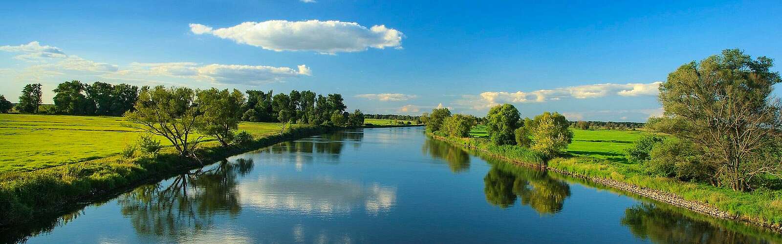 Die Havel an einem Sommertag,
            
        
                Foto: TMB Tourismus-Marketing Brandenburg GmbH/Rainer Weisflog