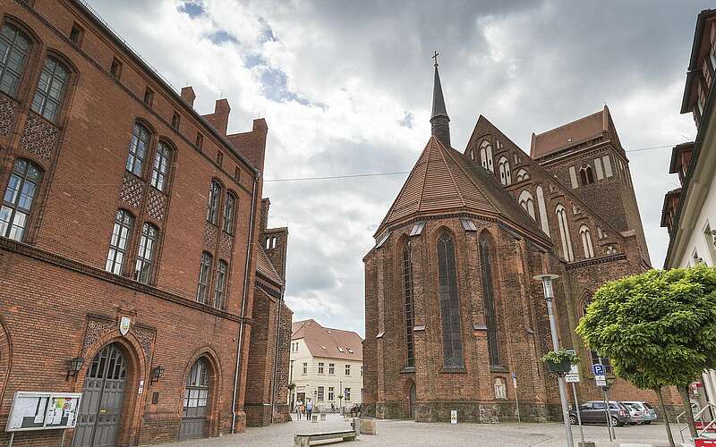 



        
            St.-Jacobi-Kirche Perleberg,
        
    

        Foto: TMB Tourismus-Marketing Brandenburg GmbH/Kein Urheber bekannt
    