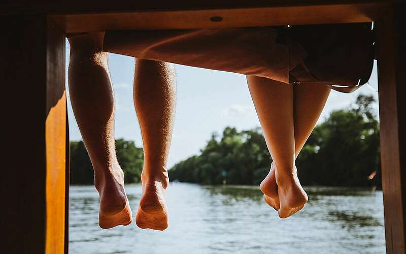 



    
        
                Floßtour auf dem Schwielochsee,
            
        
                Foto: TMB Tourismus-Marketing Brandenburg GmbH/Julia Nimke
            
    
