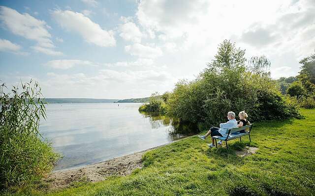 Entspannen mit Blick auf den See
