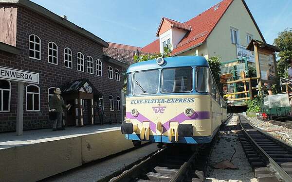 Gartenbahn im Elster-Natoureum Maasdorf
