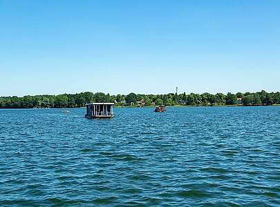 Hausboot auf dem Ruppiner See