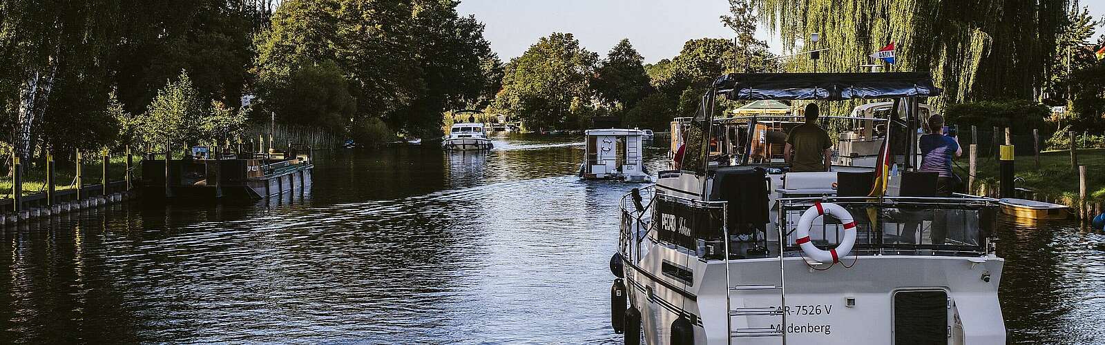Hausboote auf dem Kanal,
            
        
                Foto: TMB Tourismus-Marketing Brandenburg GmbH/Madlen Krippendorf
