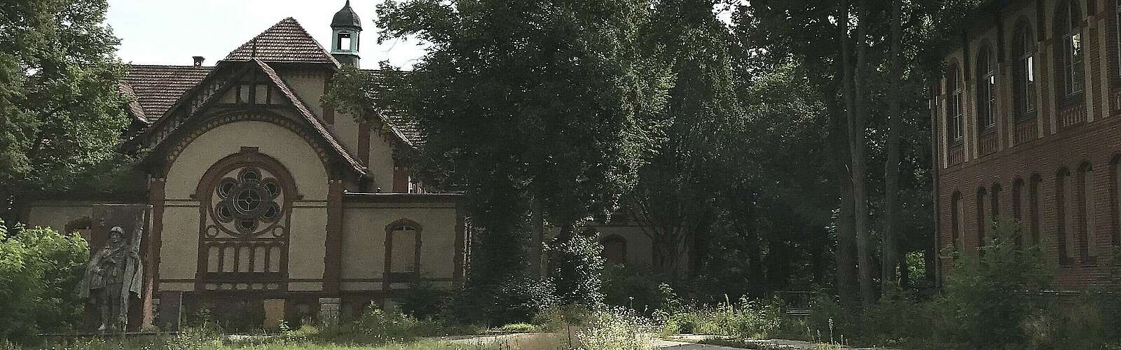 Ehemalige Lungenheilanstalt Beelitz-Heilstätten,
            
        
                Foto: TMB Tourismus-Marketing Brandenburg GmbH/Kerstin Lehmann