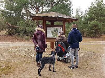 Infotafel im Wildgehege Glauer Tal
