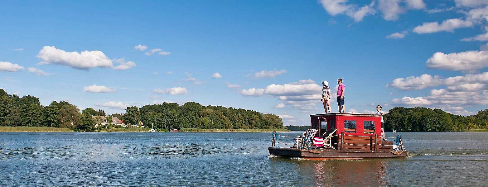 Floßtour auf dem Großen Wentowsee,
            
        
                Foto: TMB Tourismus-Marketing Brandenburg GmbH/Yorck Maecke