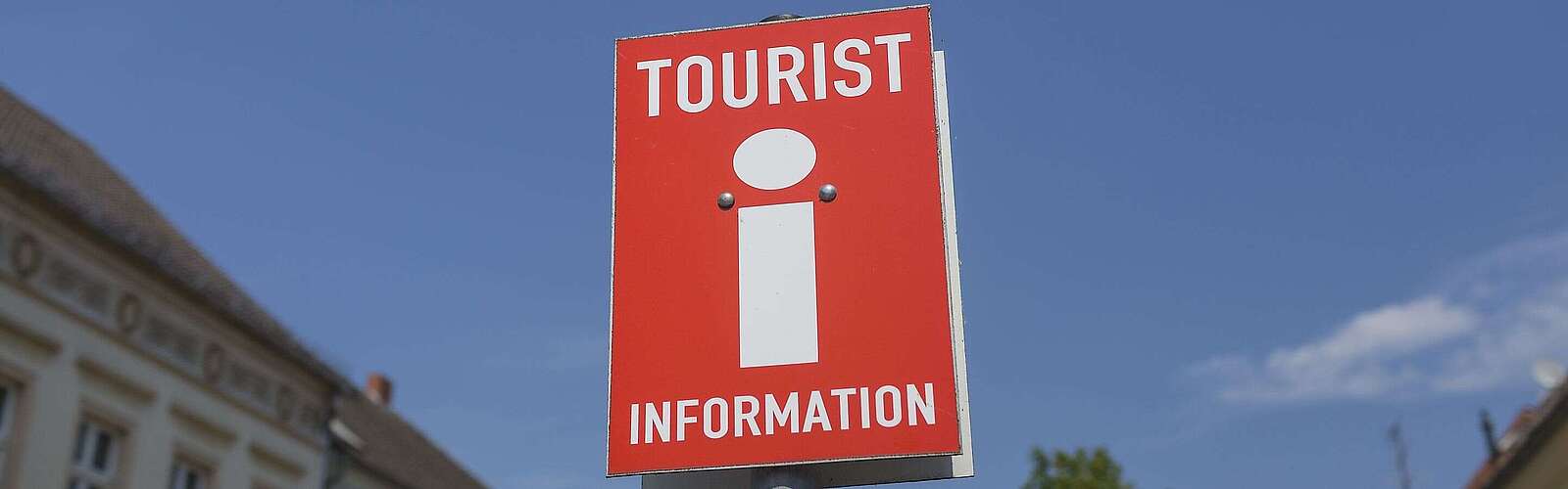 Schild der Touristinformation