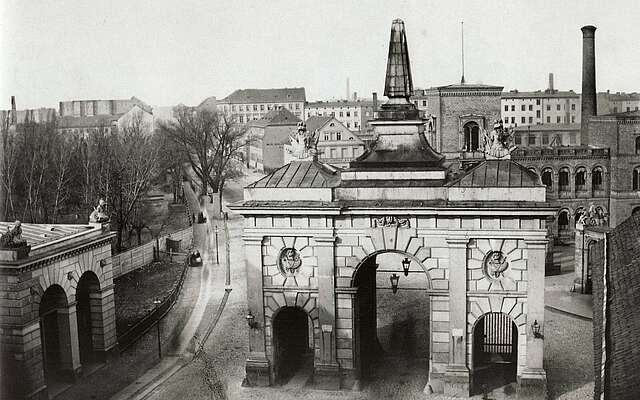Oranienburger Tor
