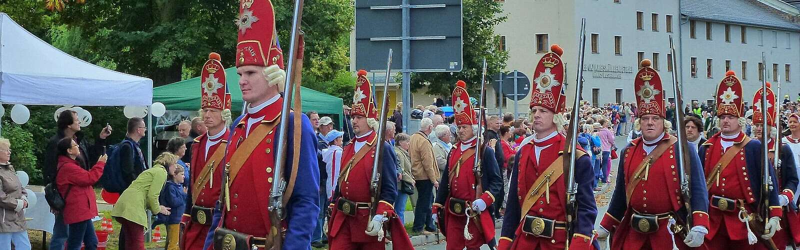 Parade der Langen Kerls in Königs Wusterhausen,
            
        
                Foto: Tourismusverband Dahme-Seenland e.V./Kein Urheber bekannt