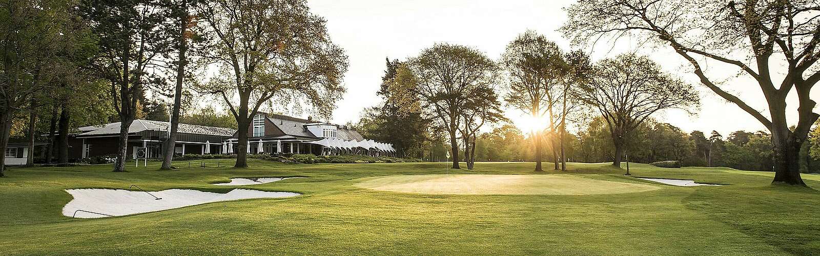 Sonnenaufgang im Golf- und Land-Club Berlin-Wannsee,
            
        
                Foto: Golf- und Land-Club Berlin-Wannsee e.V./Kein Urheber bekannt