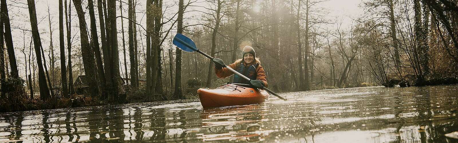 Kanutour im winterlichen Spreewald