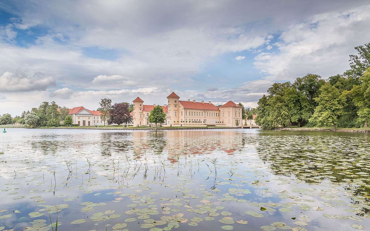 Schloss Rheinsberg am Grienericksee 