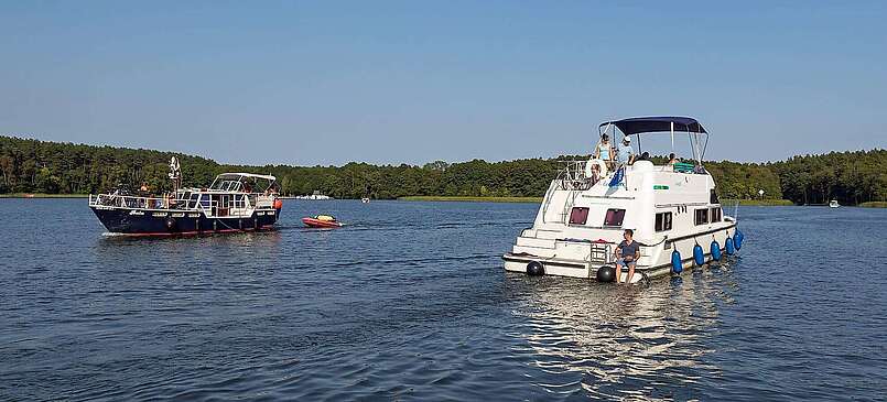 Hausboot bei Fürstenberg/Havel