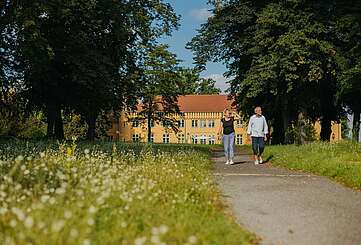 Spaziergang im Schlosspark Petzow