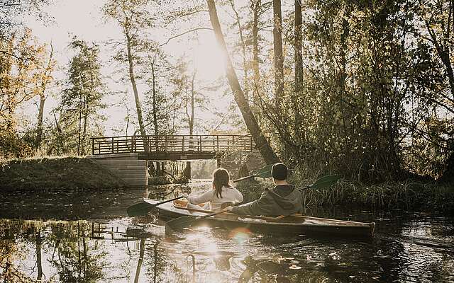 Kanutour im herbstlichen Spreewald