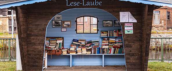 Lese-Laube in Zerpenschleuse
