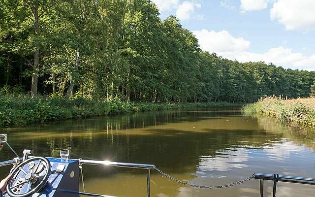 Barrierefreie Hausboottour mit dem Febomobil im Ruppiner Seenland